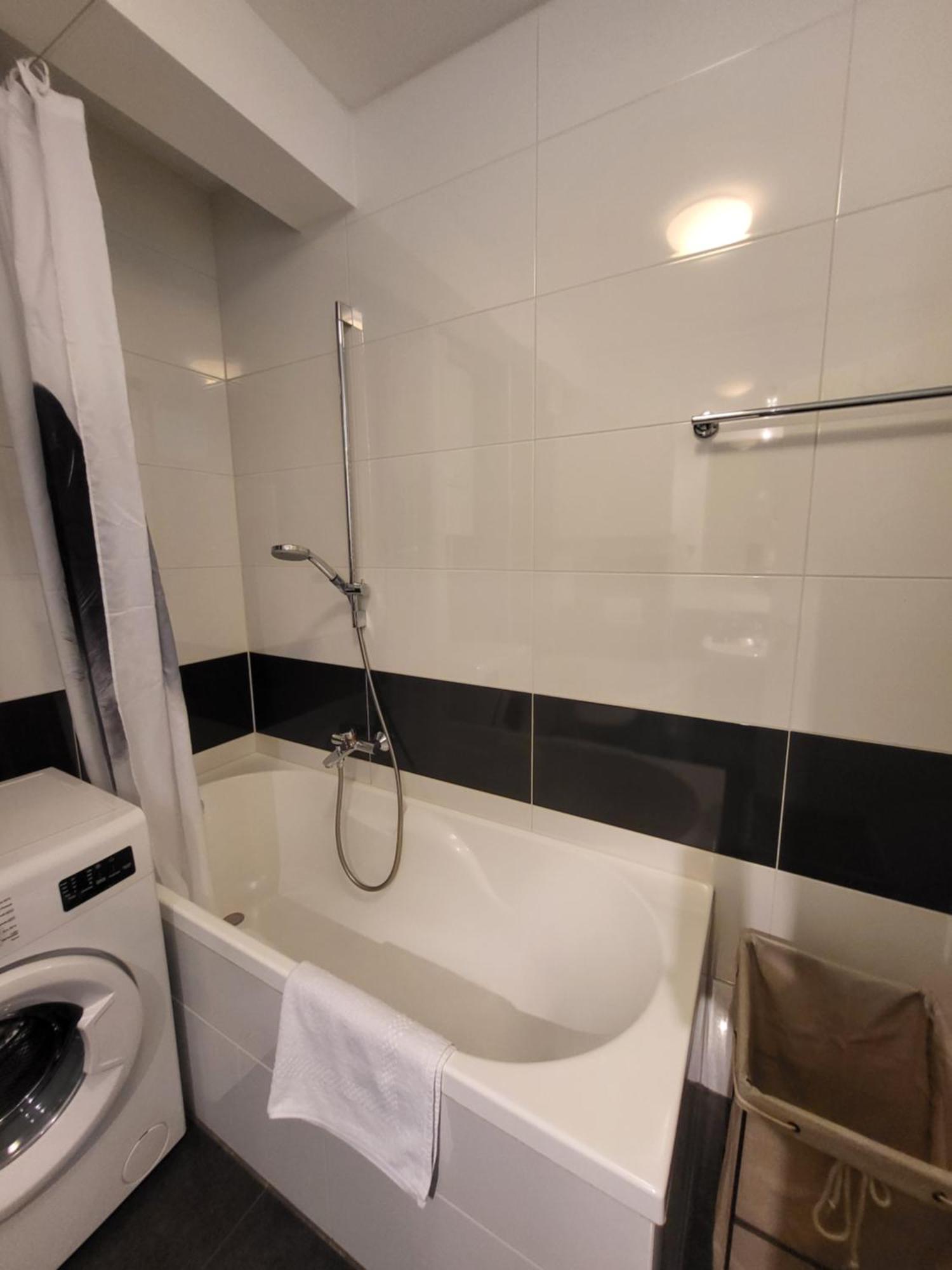 Studio Apartman Ana Загреб Экстерьер фото
